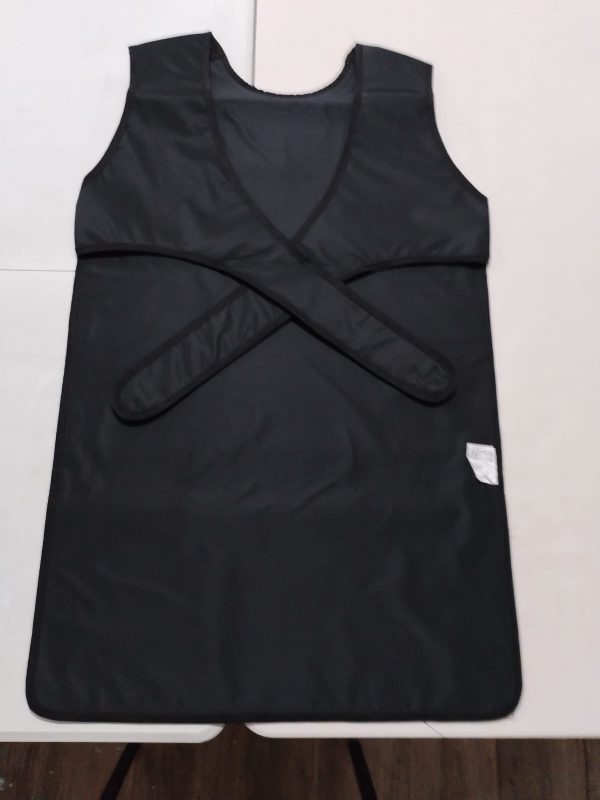 Mandil emplomado color negro para proteccion de rayos x de 0.5mmpb Mandil emplomado color negro para proteccion de rayos x de 0.5mmpb